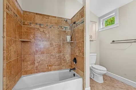 1820 Dry Creek Road Eagle Point OR 97524