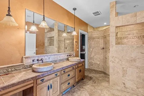 1820 Dry Creek Road Eagle Point OR 97524