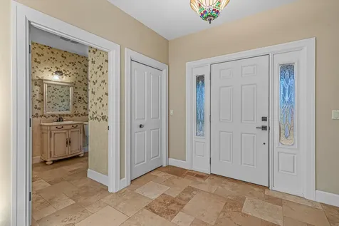 1820 Dry Creek Road Eagle Point OR 97524