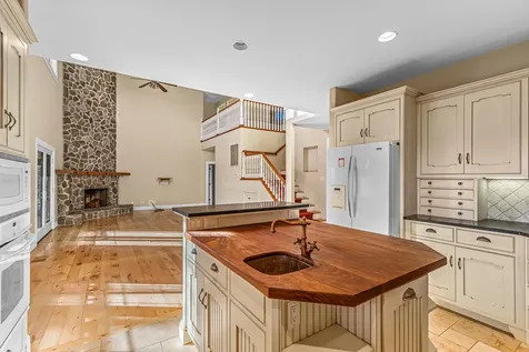 1820 Dry Creek Road Eagle Point OR 97524