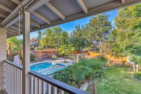 1415 Honeysuckle Avenue Medford OR 97504