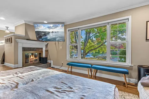 1415 Honeysuckle Avenue Medford OR 97504