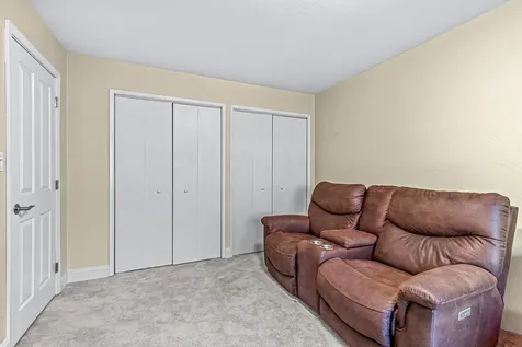 1415 Honeysuckle Avenue Medford OR 97504