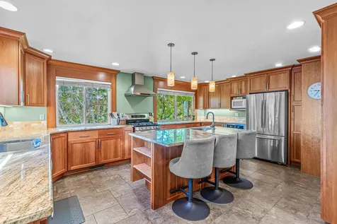 1415 Honeysuckle Avenue Medford OR 97504