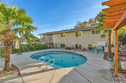 1415 Honeysuckle Avenue Medford OR 97504