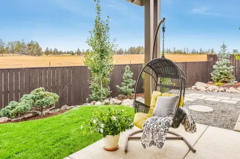 2256 NW Maple Court Redmond OR 97756