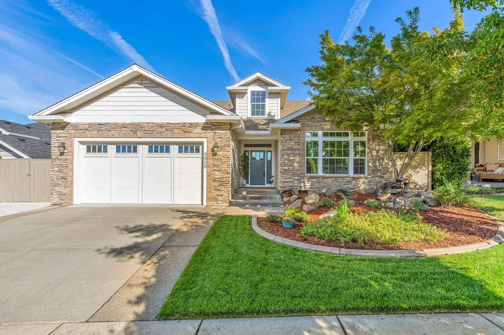 3809 Sherwood Park Drive Medford OR 97504