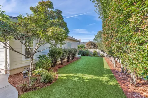 3809 Sherwood Park Drive Medford OR 97504
