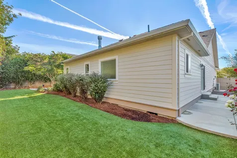3809 Sherwood Park Drive Medford OR 97504