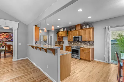 3809 Sherwood Park Drive Medford OR 97504