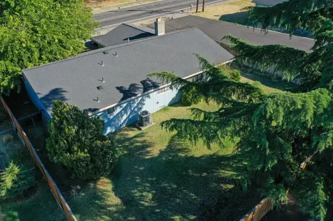 2522 Cedar Links Drive Medford OR 97504