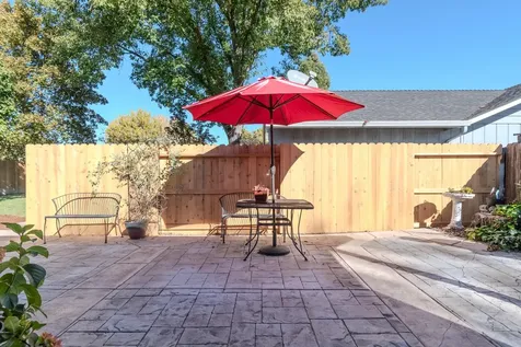 861 Juanita Way Central Point OR 97502