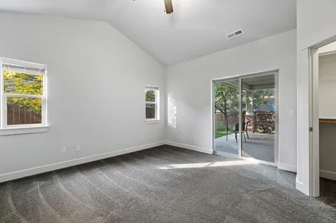 21319 NE Brooklyn Court Bend OR 97701