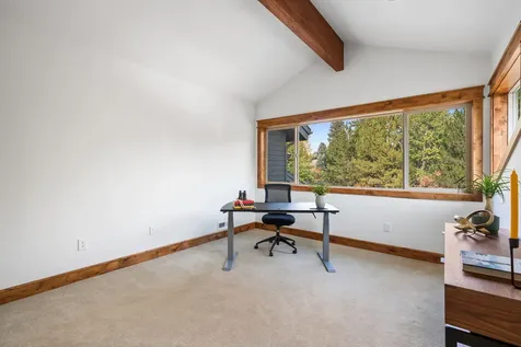 19509 Painted Ridge Loop Bend OR 97702