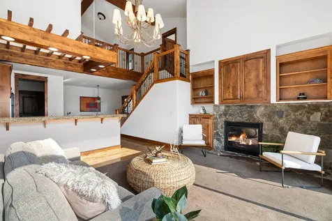 19509 Painted Ridge Loop Bend OR 97702