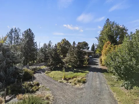 305 Myer Creek Road Ashland OR 97520