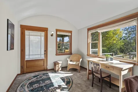 305 Myer Creek Road Ashland OR 97520