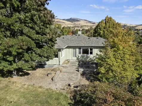 305 Myer Creek Road Ashland OR 97520