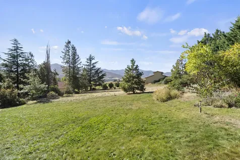 305 Myer Creek Road Ashland OR 97520