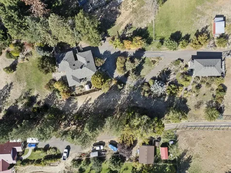 305 Myer Creek Road Ashland OR 97520