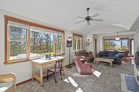 305 Myer Creek Road Ashland OR 97520