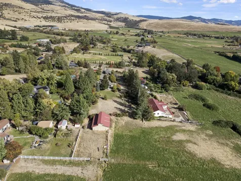 305 Myer Creek Road Ashland OR 97520