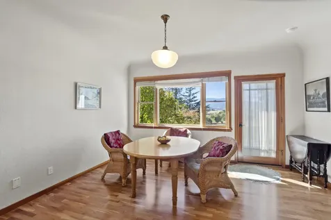 305 Myer Creek Road Ashland OR 97520