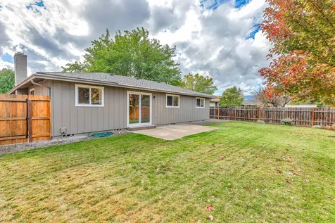 617 Hemlock Avenue Central Point OR 97502