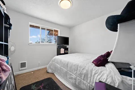 1947 NW Peacock Walk Prineville OR 97754