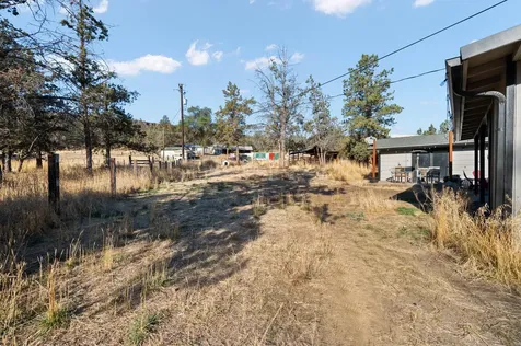 1947 NW Peacock Walk Prineville OR 97754