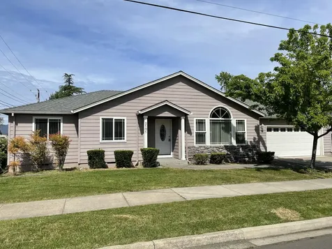 2101 Whittle Avenue Medford OR 97504