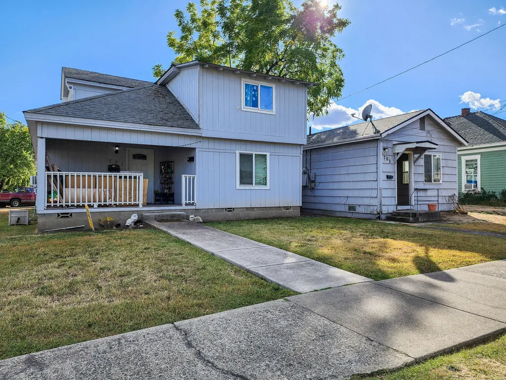 703 W 11th Street Medford OR 97501