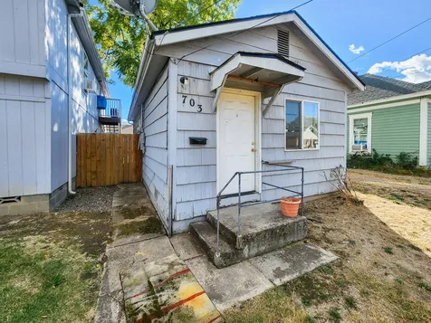 703 W 11th Street Medford OR 97501