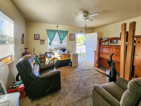 703 W 11th Street Medford OR 97501