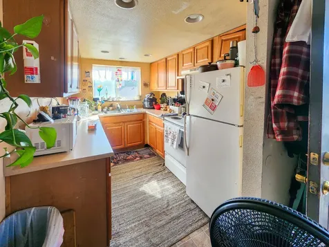 703 W 11th Street Medford OR 97501