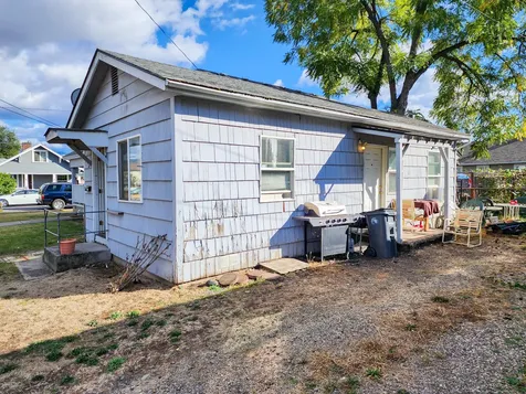 703 W 11th Street Medford OR 97501