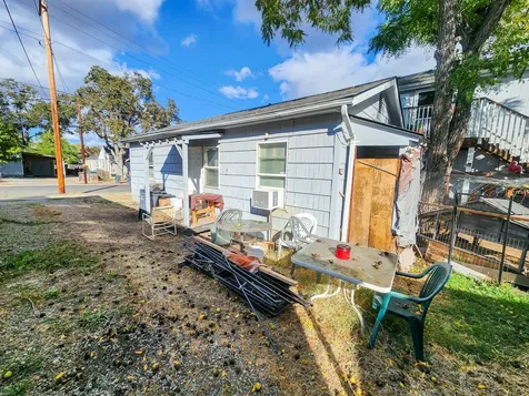 703 W 11th Street Medford OR 97501