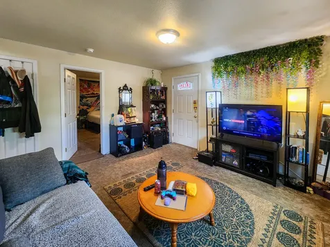 703 W 11th Street Medford OR 97501