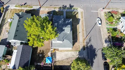 703 W 11th Street Medford OR 97501