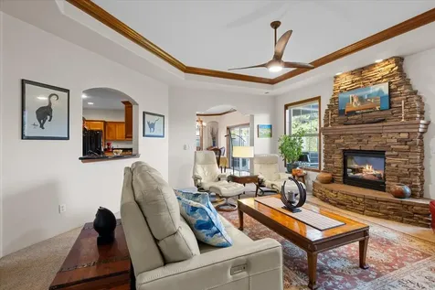 3757 Sherwood Park Drive Medford OR 97504