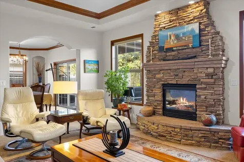 3757 Sherwood Park Drive Medford OR 97504