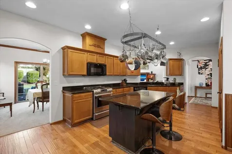 3757 Sherwood Park Drive Medford OR 97504