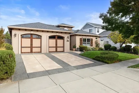 3757 Sherwood Park Drive Medford OR 97504
