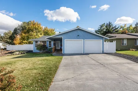 1728 NE Carson Way Bend OR 97701