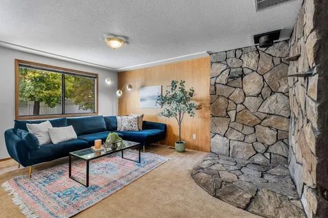 1728 NE Carson Way Bend OR 97701