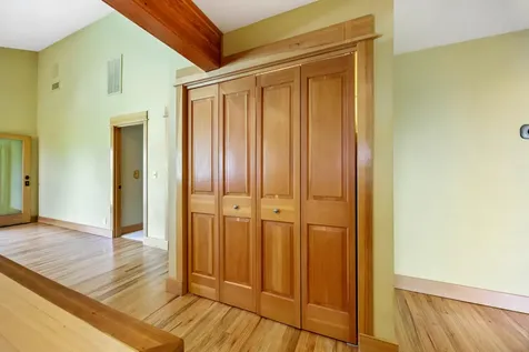 588 S Mountain Avenue Ashland OR 97520