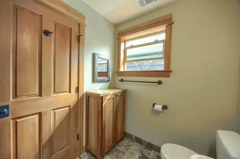 588 S Mountain Avenue Ashland OR 97520
