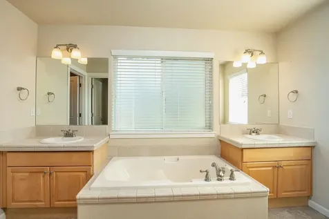61502 Tall Tree Court Bend OR 97702
