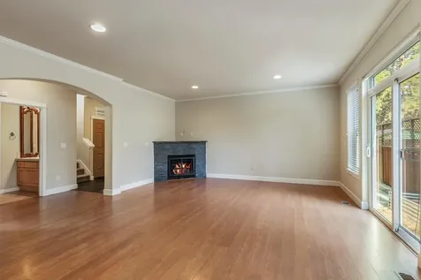 61502 Tall Tree Court Bend OR 97702