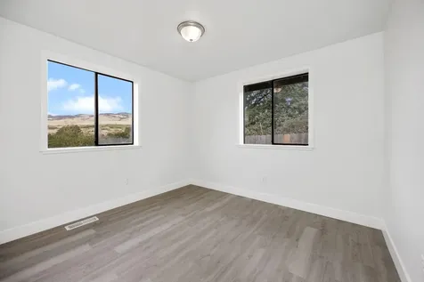 149 Almeda Drive Ashland OR 97520
